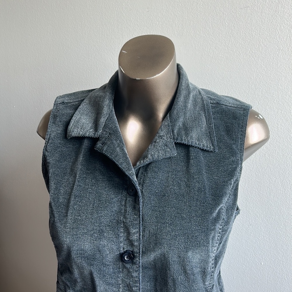 Grey Corduroy Vest Northern Reflections Size Medium .